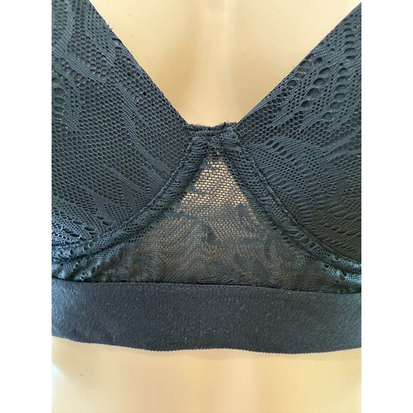 Women's Vince Camuto Wireless Bralette, size 34B - Picture 3 of 8